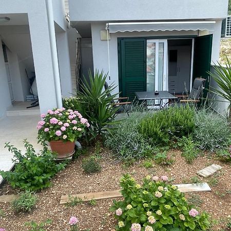Villa Milena Sweet Apartment-With A Pool Trogir Exterior photo